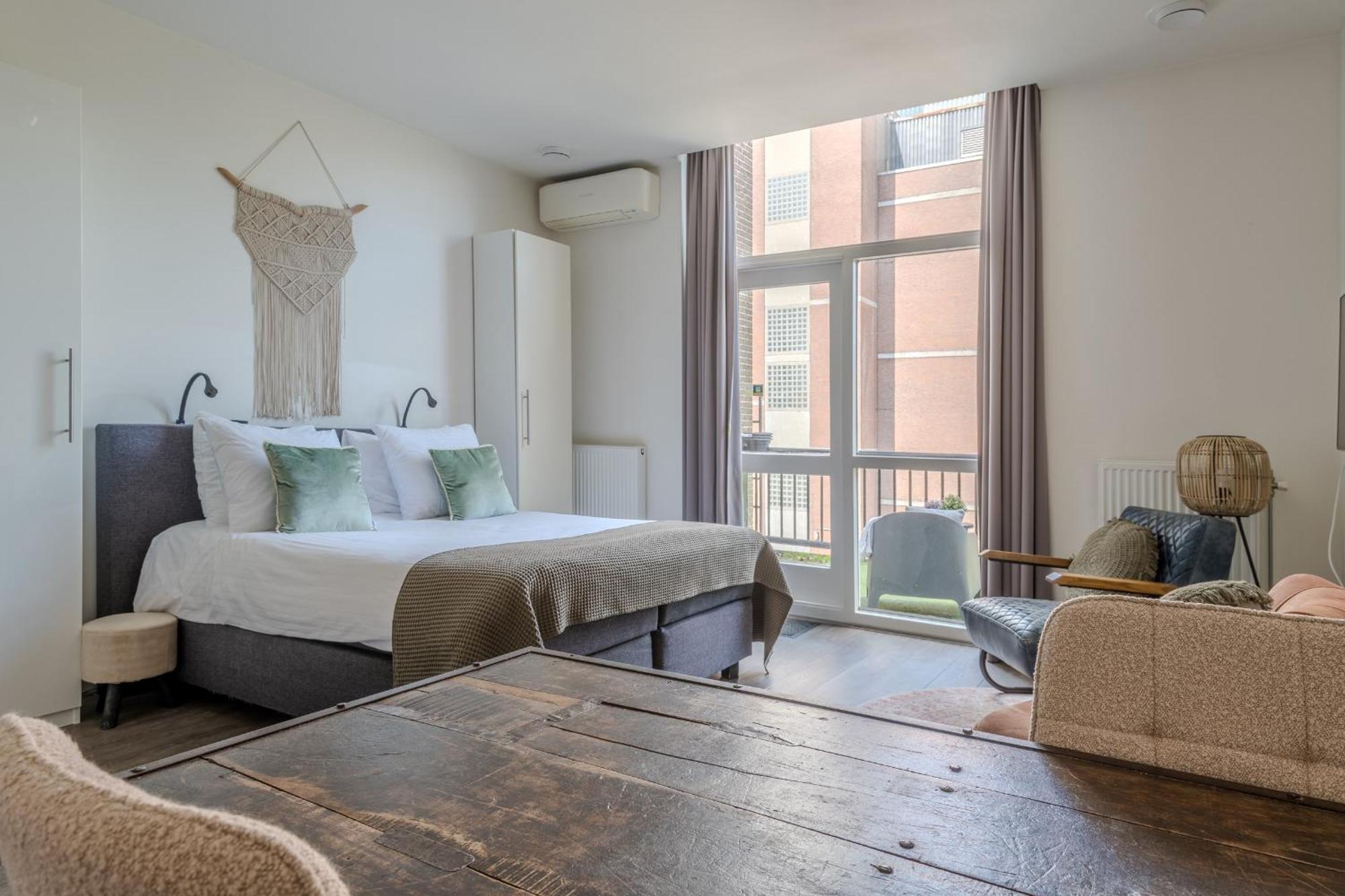 Hotel Oranjestaete 2*